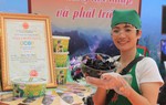 Cô giáo Tày làm món thạch đen OCOP 3 sao 