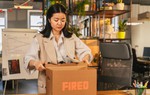 Giúp đồng nghiệp bị sa thải vượt qua cú sốc tinh thần
