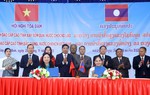 Hội LHPN tỉnh Bắc Giang kí kết thỏa thuận hợp tác với LHPN tỉnh Xay Sổm Bun- Lào
