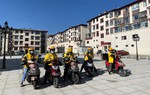 Chuyện những người làm nghề shipper hiếm hoi trên cao nguyên cao nhất thế giới