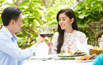 Lần đầu gặp đồng nghiệp của tôi, bố khuyên tôi nên cưới anh ấy