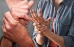 10 điều người bị viêm khớp dạng thấp cần nhớ để khỏe mạnh trong mùa đông