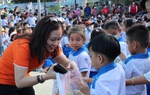 Chắp cánh ước mơ cho học sinh nghèo tại các tỉnh miền Tây đến trường