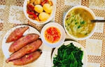 Xưa rồi cơm cữ khó ăn, sản phụ Pleiku tự nấu ai thấy cũng thèm