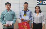Trao học bổng Mottainai 2022 cho 2 trẻ mồ côi ở Cà Mau