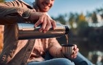 Chuyên gia cảnh báo dùng bình giữ nhiệt đựng loại nước này dễ sinh độc, gây ung thư