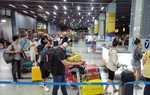 Đường vào sân bay Tân Sơn Nhất ùn tắc trong ngày làm việc cuối cùng của năm 2022