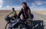 Con gây rối ở trường, bố cho con "đi phượt" 9000 km bằng xe đạp 