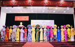 Hội LHPN Quận 8: Chào đón năm mới với hội thi “Duyên dáng áo dài hoa” 