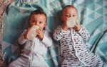 Phong cách nuôi con "phi giới tính" mong muốn phá bỏ định kiến giới đang gây nhiều tranh cãi