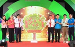 “Chuyến xe hạnh phúc” đưa người lao động từ TPHCM về quê đón Tết