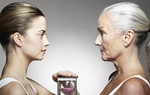 Ngành công nghiệp chống lão hóa đã dùng chiến lược gì để khiến khách hàng gắn bó trọn đời?