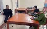Bắt đối tượng dùng súng giả, bình xịt hơi cay đi cướp tiệm vàng