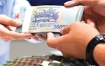 Tiền thưởng Tết Âm lịch của cán bộ, công chức, viên chức được quy định như thế nào?