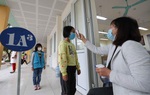 Hà Nội hoãn học trực tiếp với học sinh lớp 1-6 nội thành