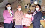 Thực hiện hoạt động dịch vụ có thu là một phương hướng mang tính chất thời đại