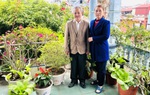 Hai vợ chồng làm chế phẩm vi sinh để xử lý rác thải