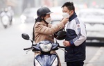 Học sinh trở lại trường: Nhiều phụ huynh “đau đầu” với chuyện đón đưa