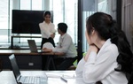 Từ chỗ cấm kỵ, tình yêu công sở nở rộ ở Nhật Bản trong đại dịch