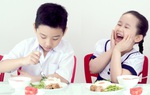 Dinh dưỡng cho trẻ sau khi tiêm vaccine phòng Covid-19