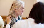 Phát hiện mới về nguyên nhân mắc Alzheimer cao hơn ở phụ nữ lớn tuổi