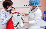 Xông hơi phòng Covid-19, bé 6 tháng tuổi bị nhiễm trùng máu