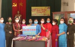 Hội LHPN Hưng Yên trao tặng 3 tủ áo dài truyền thống