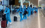 Thông tin về chuyến bay đầu tiên đưa người Việt từ Ukraine sơ tán sang Ba Lan về nước