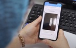 Vật vã khai báo online làm thủ tục chứng nhận F0