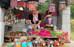 Trải nghiệm đi chợ vùng cao trong kỳ nghỉ lễ 