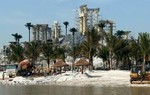 Sự kiện được mong chờ nhất kỳ nghỉ lễ 30/4: Khai trương tổ hợp biển hồ tạo sóng tại Vinhomes Ocean Park 2 - The Empire