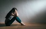 Dấu hiệu nhận biết trẻ sẽ tự sát