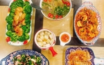 Thực đơn cơm nhà phong phú, bắt mắt của nữ giám đốc U40