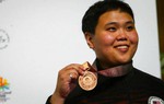 SEA Games 31: Nữ xạ thủ Malaysia kiêm chủ nhà hàng Việt 