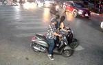 Hà Nội: Trích xuất camera truy tìm kẻ sàm sỡ cô gái ở quận Tây Hồ
