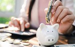 Cả nhà "méo mặt" vì chiến dịch siêu tiết kiệm