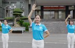 Nữ chiến sĩ công an duyên dáng trong những điệu dân vũ thể thao 