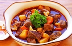 Món bò ăn cùng cơm, bánh mì hay bún đều tuyệt hảo