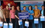 Long An: Khám bệnh, phát thuốc miễn phí cho phụ nữ biên giới