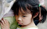 3 điều cha mẹ không nên làm trước mặt con