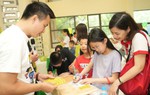 Rộn ràng Ngày hội Cha-Ching trang bị kỹ năng quản lý tiền cho trẻ em Việt Nam