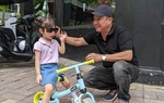 Nghệ sĩ Chí Trung khoe cháu nội đáng yêu