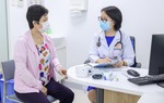 Thời tiết thất thường, nhiều người tiêm vaccine phế cầu bảo vệ hệ hô hấp