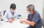 Bệnh nhân chờ mổ vì thiếu vật tư