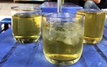 Nhập viện vì thói quen ăn uống mùa hè