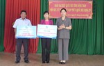 Chủ tịch Hội LHPN Việt Nam Hà Thị Nga tiếp xúc cử tri, tặng quà gia đình chính sách tại Đồng Tháp