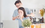 Ngã quỵ khi nghe chồng thú tội “say nắng”