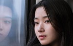 Khi con dâu đẻ, mẹ chồng nói một câu trong bệnh viện mà tôi ứa nước mắt