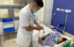 Tự tiêm thuốc giảm đau, nhiều trường hợp phải nhập viện