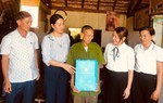 Hà Tĩnh: Các cấp Hội phụ nữ trao hơn 2.000 suất quà nhân 75 năm Ngày Thương binh - Liệt sĩ